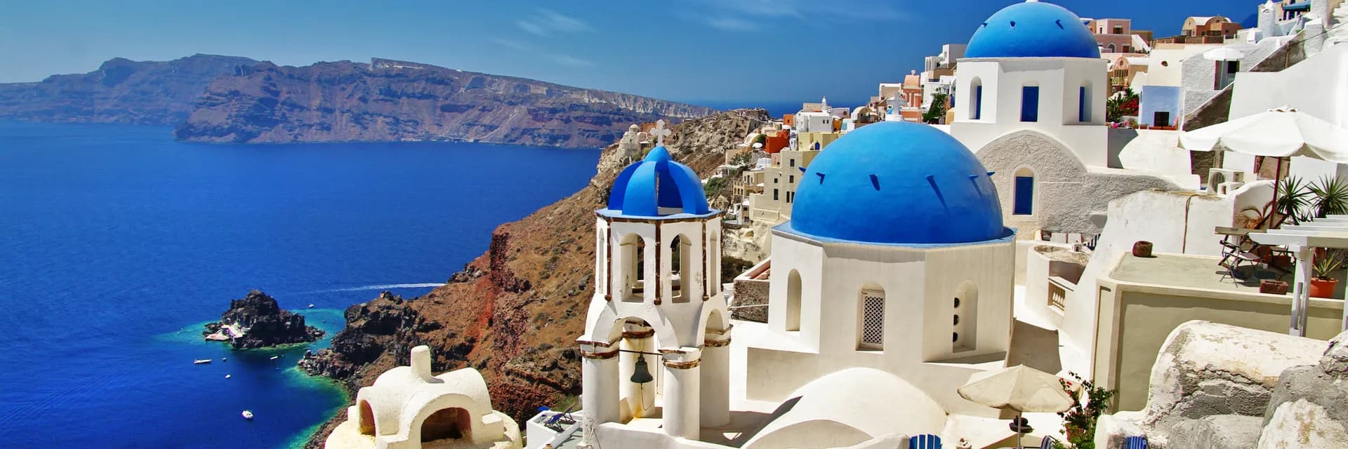 Santorini, Oia’da mavi kubbeler ve Ege