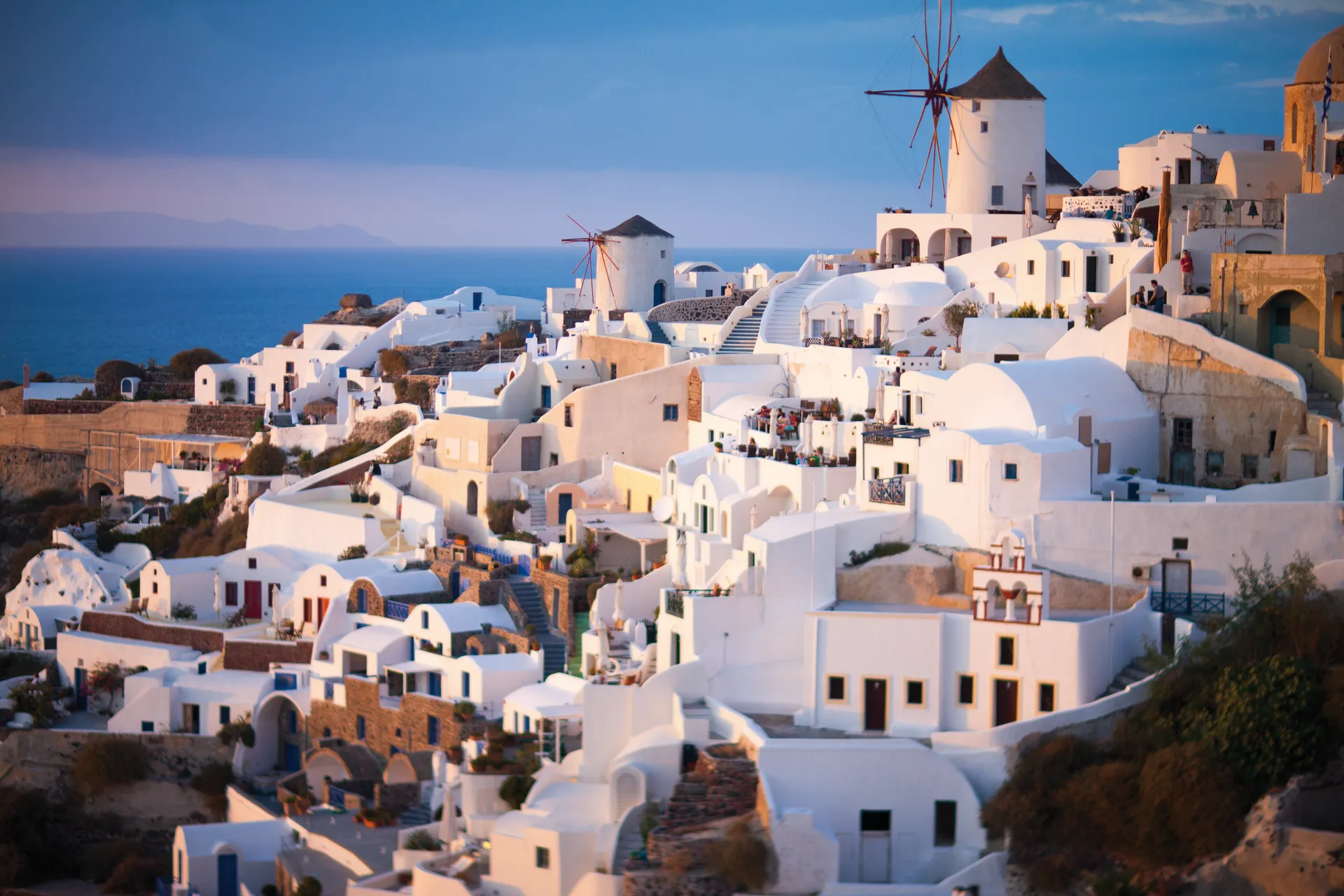Kavala · Volos · Santorini · Atina